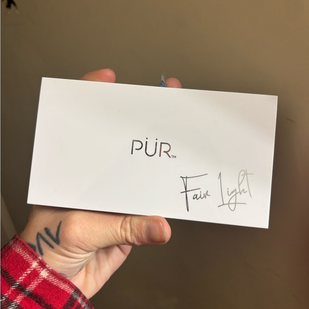 Pur White Bronzer & Contour Palette